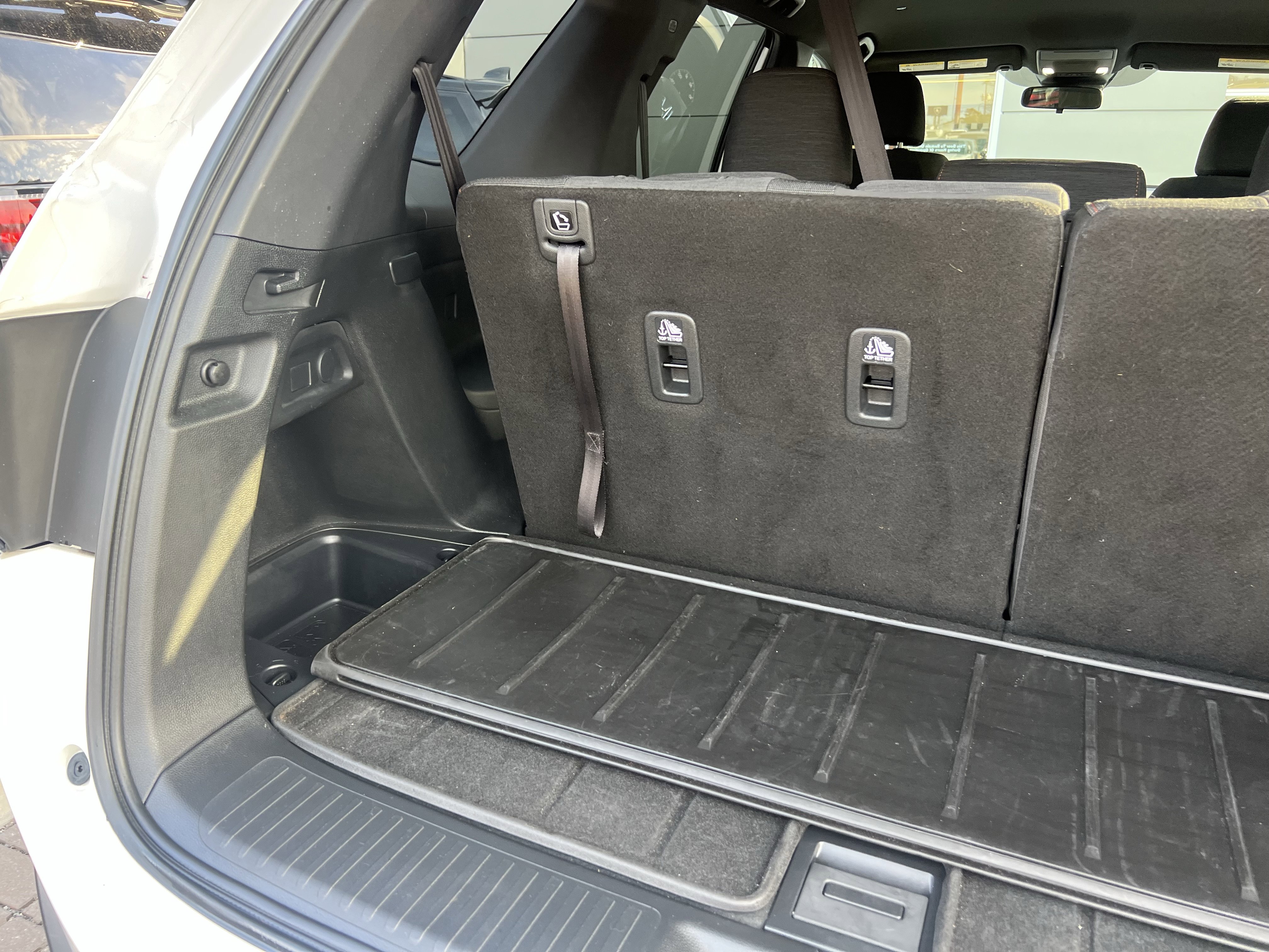 Used 2025 Honda Pilot Sport image 35