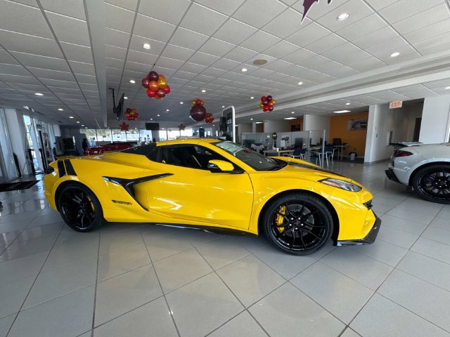 New 2027 Chevrolet Corvette Grand Sport RWD image 5