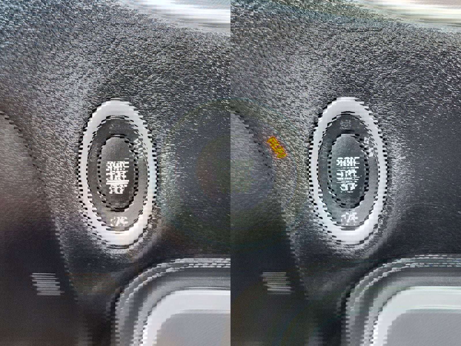 Used 2019 Dodge Challenger SXT image 25