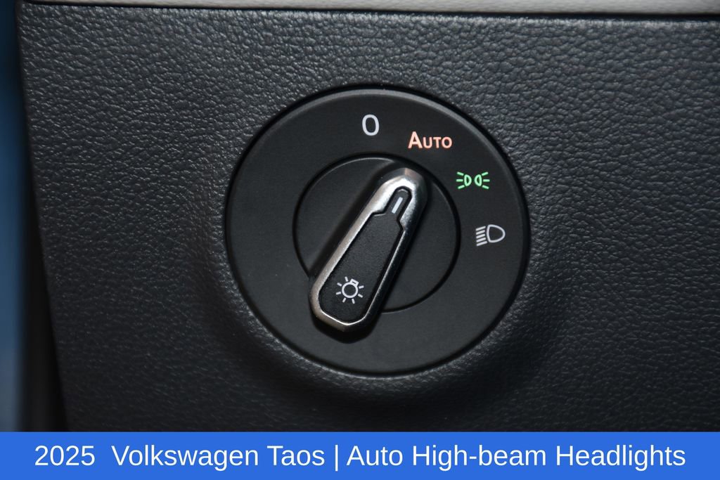 Used 2025 Volkswagen Taos S image 10