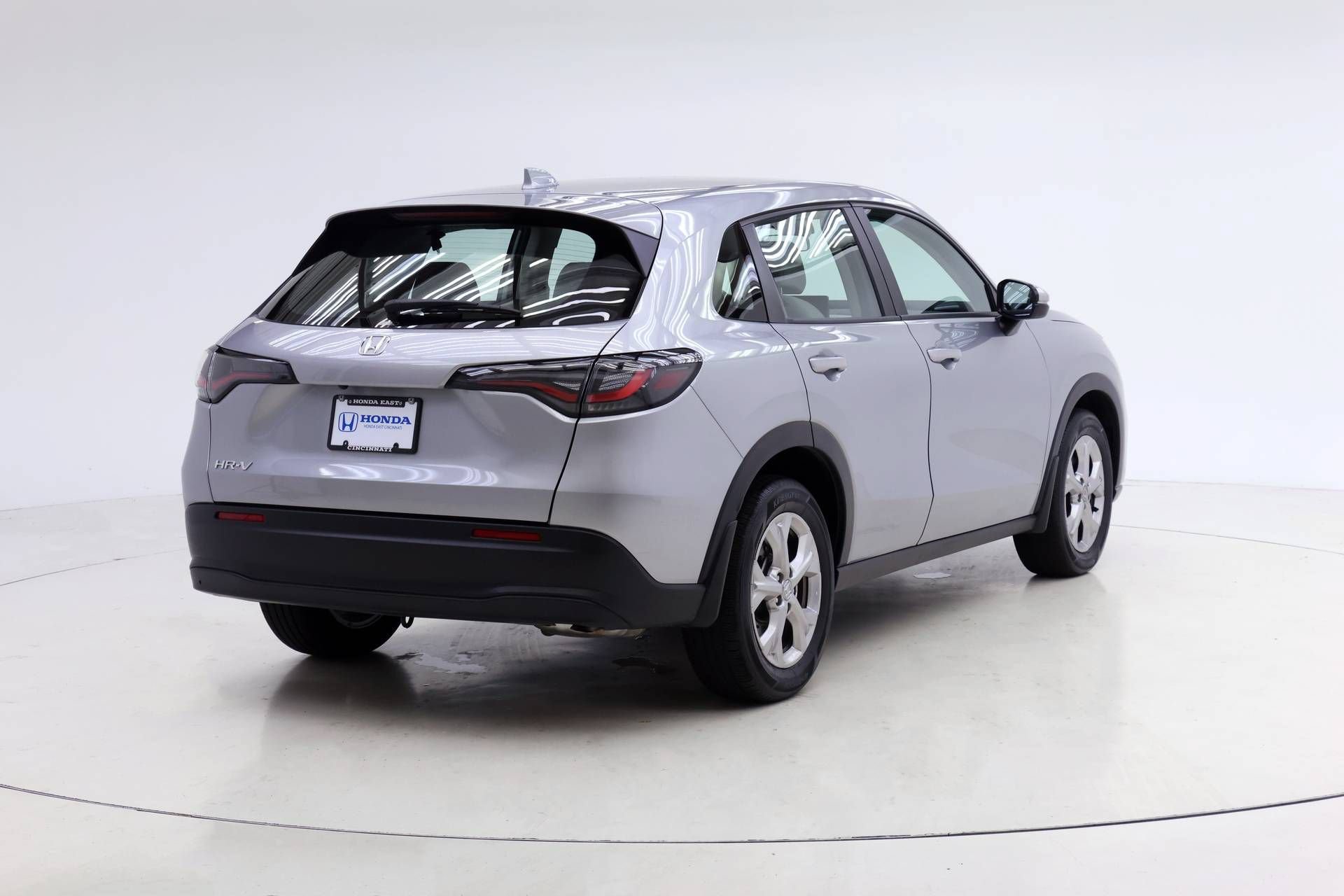Certified 2025 Honda HR-V LX image 2