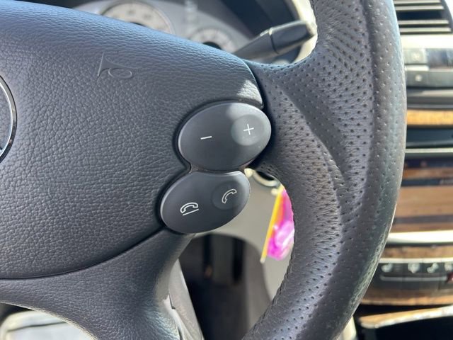 Used 2009 Mercedes-Benz E 350 4MATIC Sedan image 15