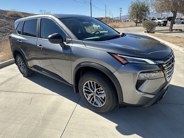 New 2026 Nissan Rogue S image 3