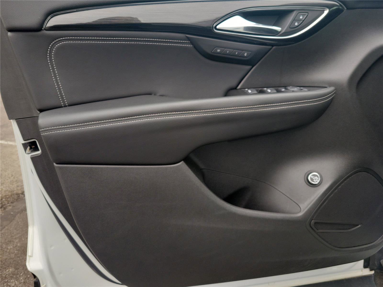 Used 2023 Buick Envision Essence FWD image 21