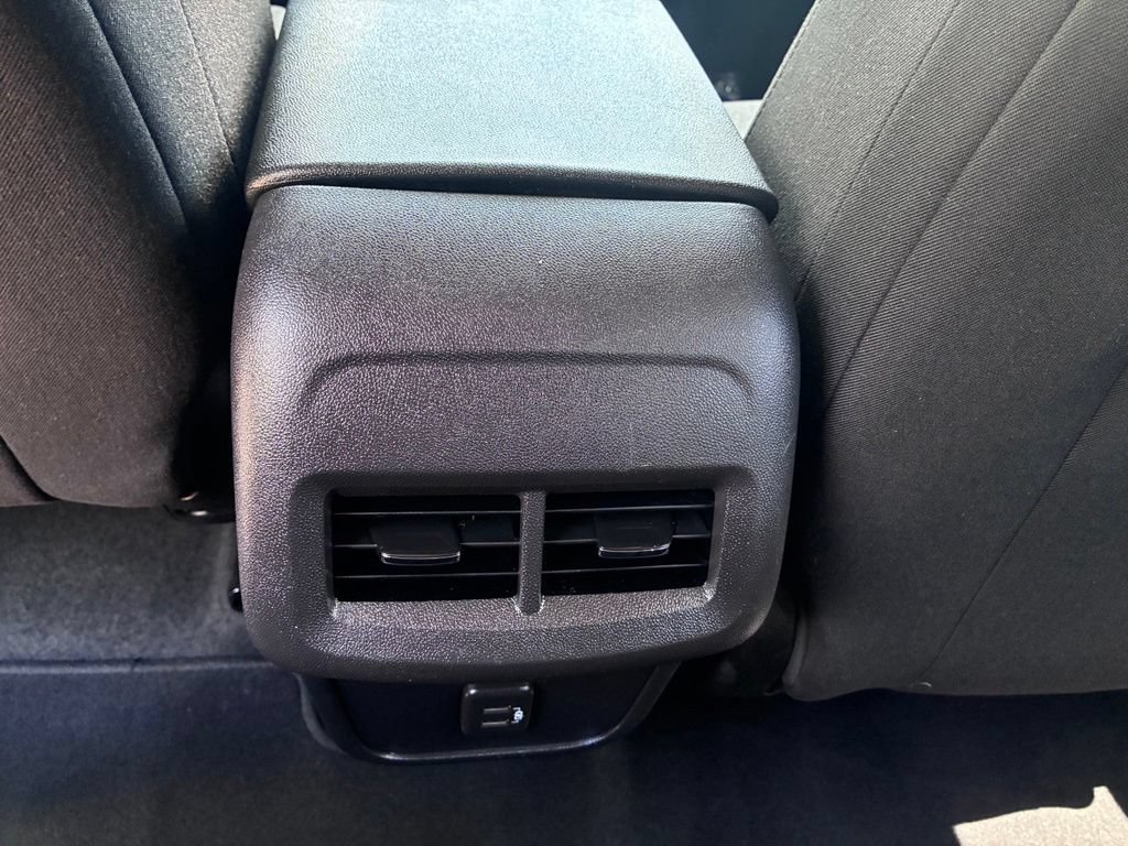 Used 2024 Chevrolet Equinox LT AWD/4WD image 15