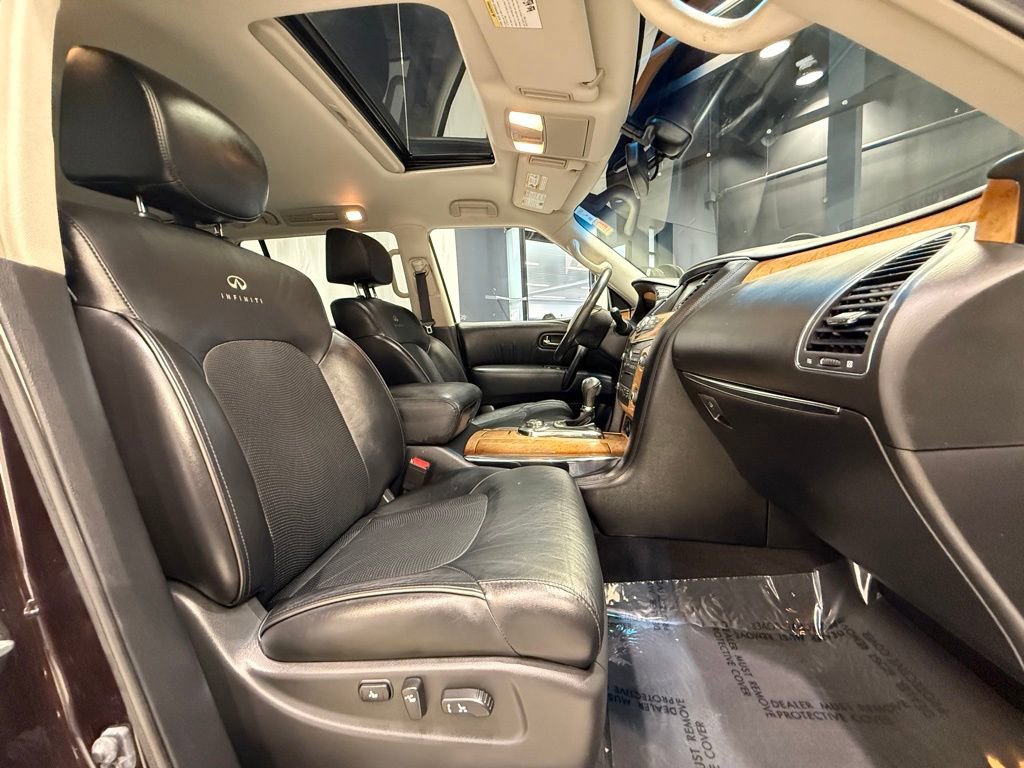 Used 2014 INFINITI QX80 4WD w/ Theater Package image 29
