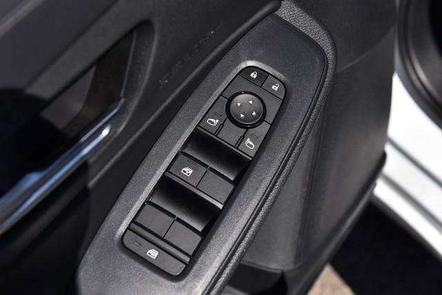 New 2026 Nissan Sentra SV image 9