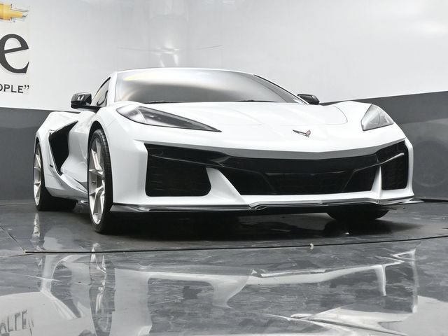 Used 2024 Chevrolet Corvette Z06 w/ Battery Protection Package RWD image 3