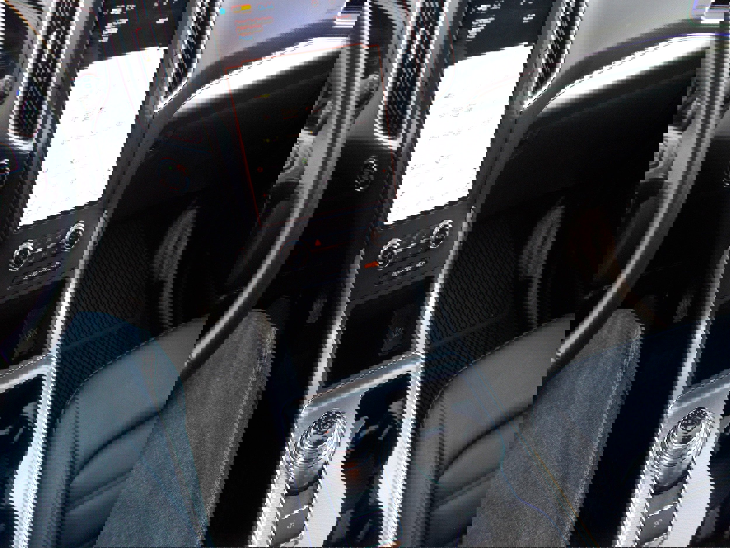 Used 2022 Ford Edge SEL w/ Convenience Package image 9