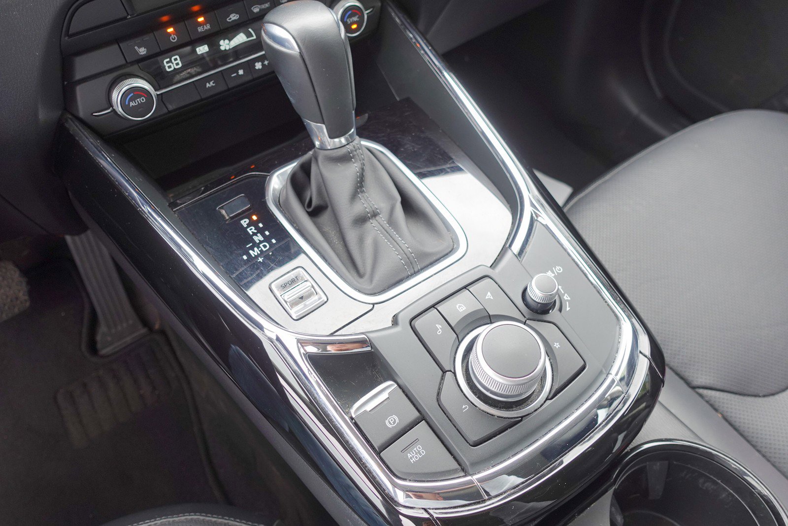 Used 2023 MAZDA CX-9 Touring image 19