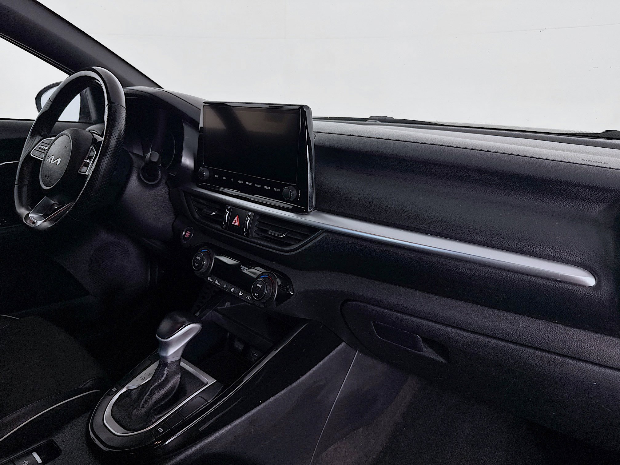 Used 2022 Kia Forte GT-Line w/ GT-Line Technology Package FWD image 41