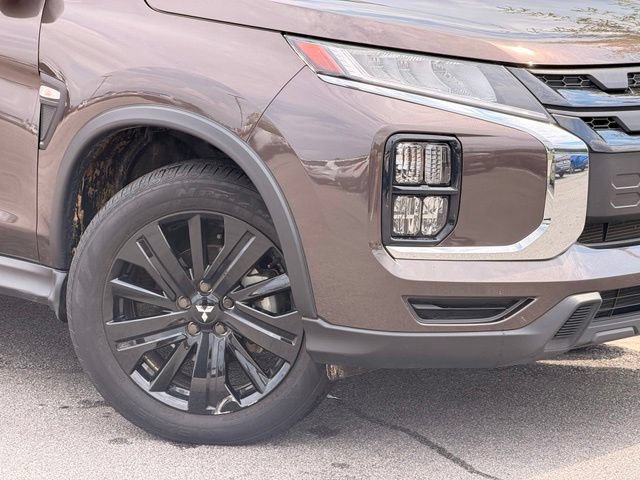 Used 2025 Mitsubishi Outlander Sport AWD image 2