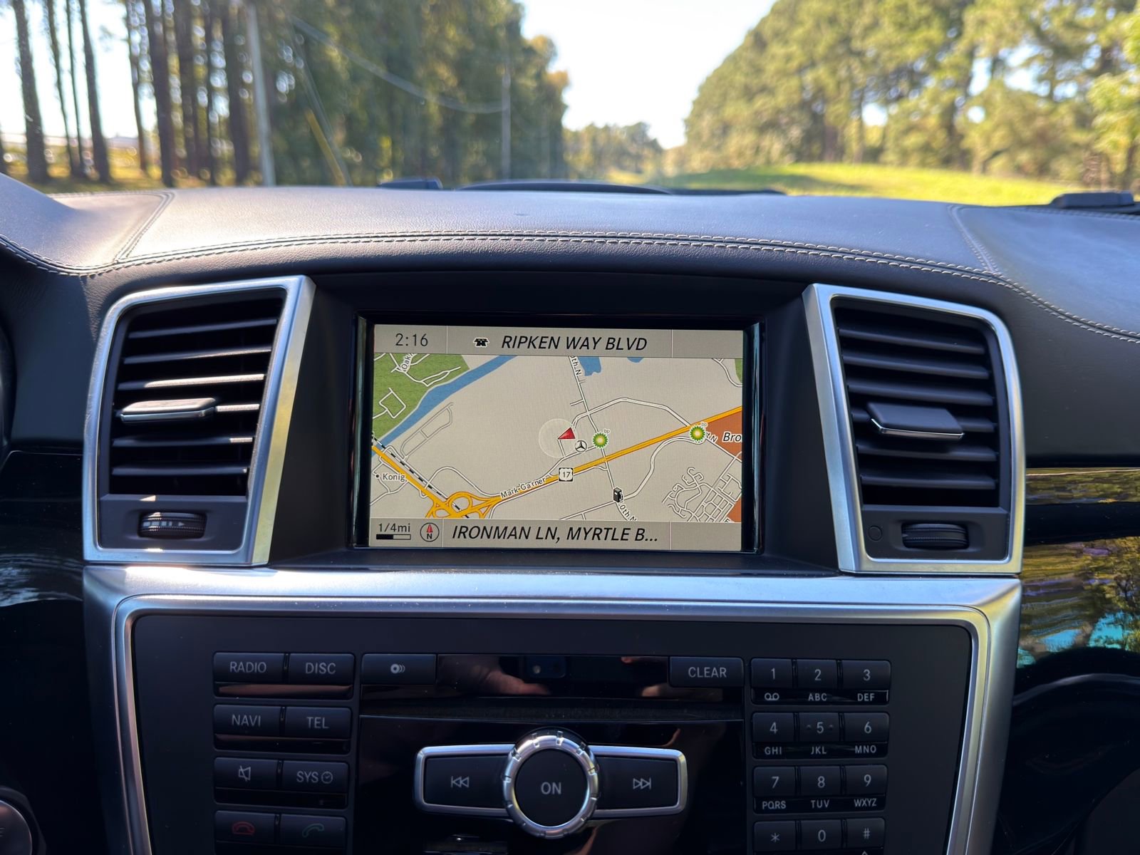 Used 2014 Mercedes-Benz GL 63 AMG 4MATIC image 4