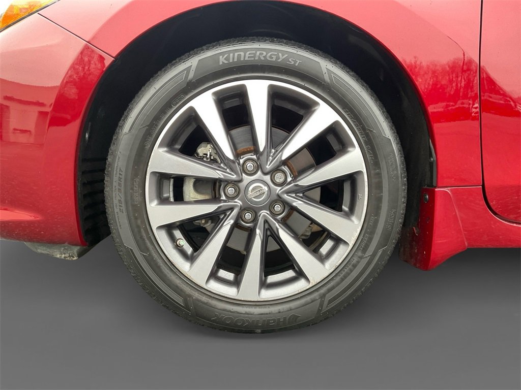 Used 2017 Nissan Altima 2.5 SV w/ Convenience Package image 16