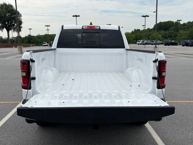 New 2026 RAM 1500 Express AWD/4WD image 5