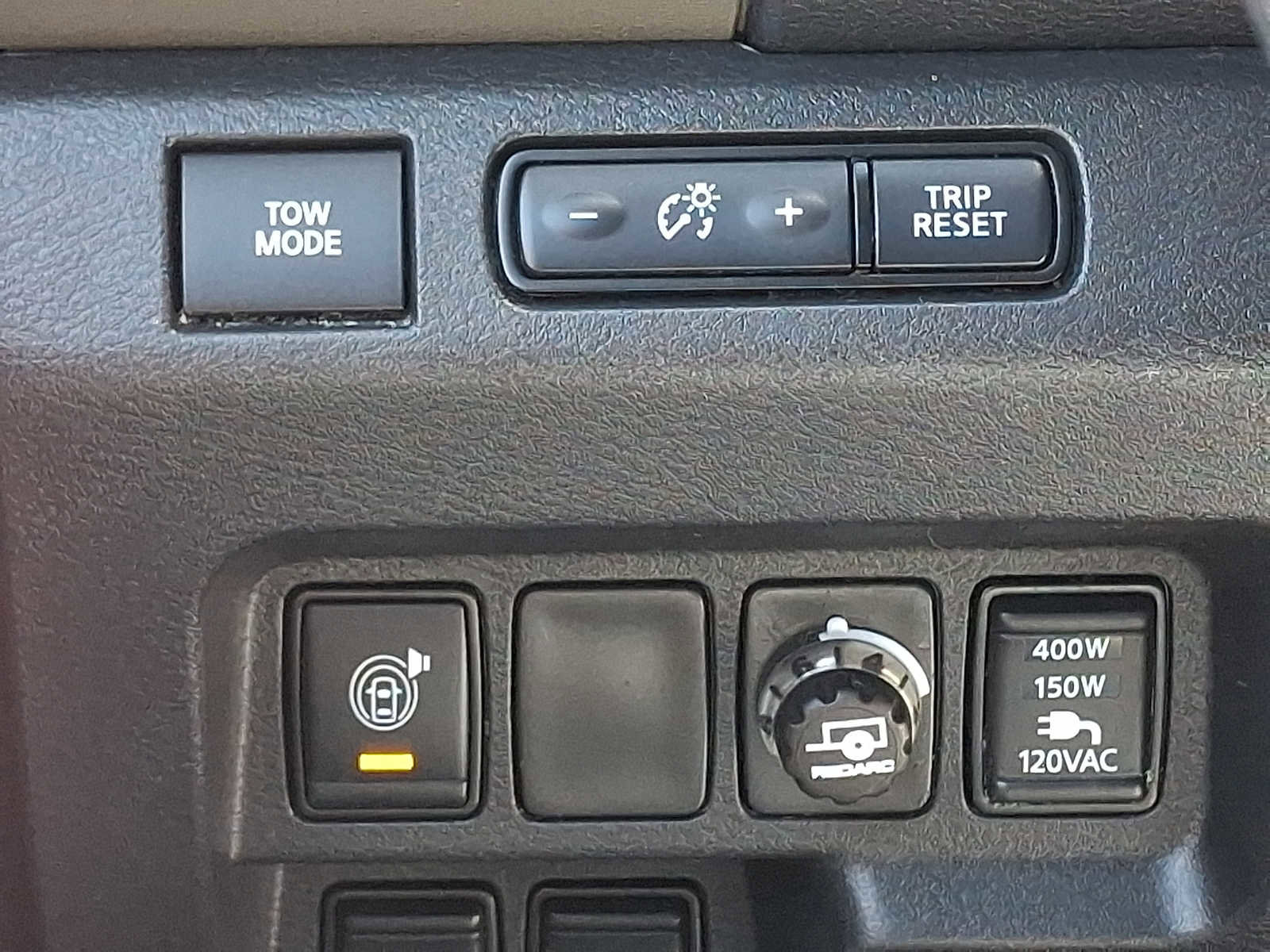 Used 2022 Nissan Frontier SV image 24