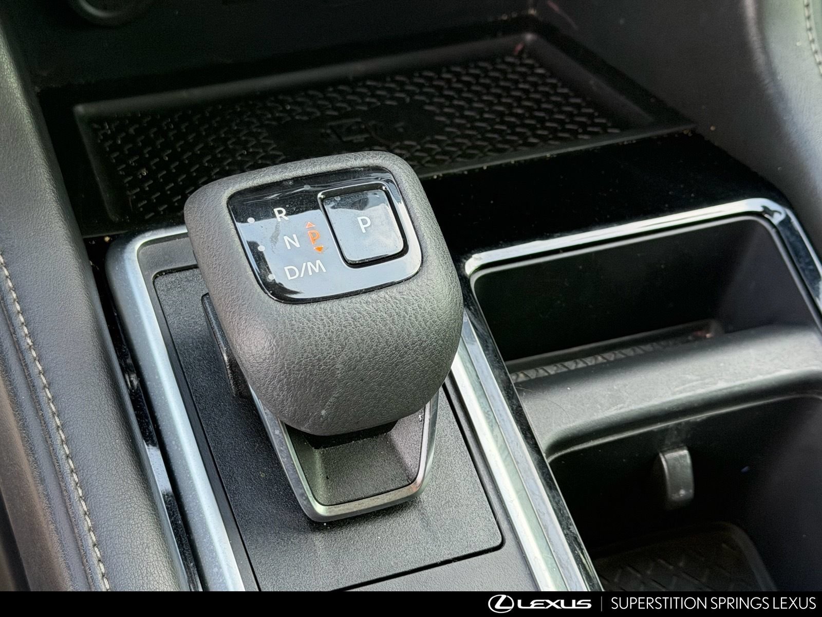 Used 2024 Nissan Pathfinder SL w/ SL Premium Package FWD image 30