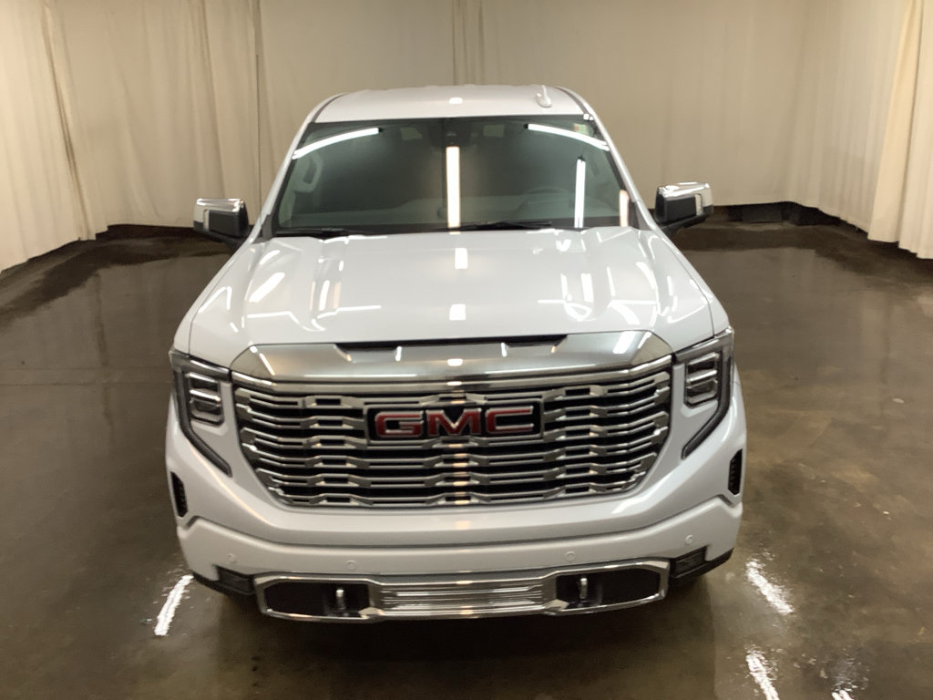 New 2026 GMC Sierra 1500 Denali w/ Technology Package AWD/4WD image 2