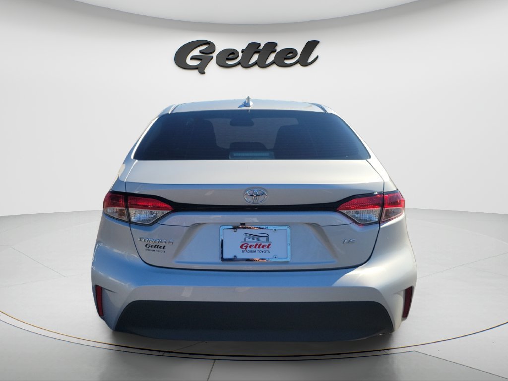 Used 2024 Toyota Corolla LE FWD image 6