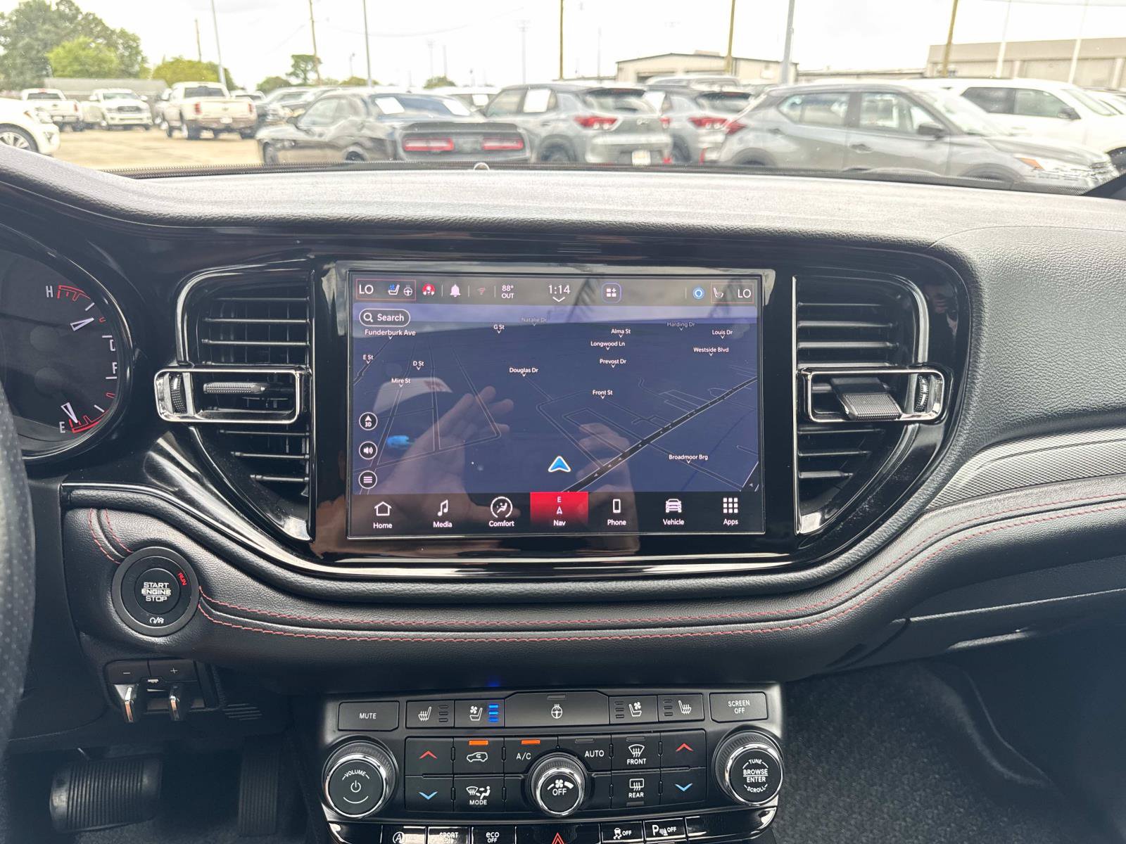 Used 2023 Dodge Durango GT RWD image 25