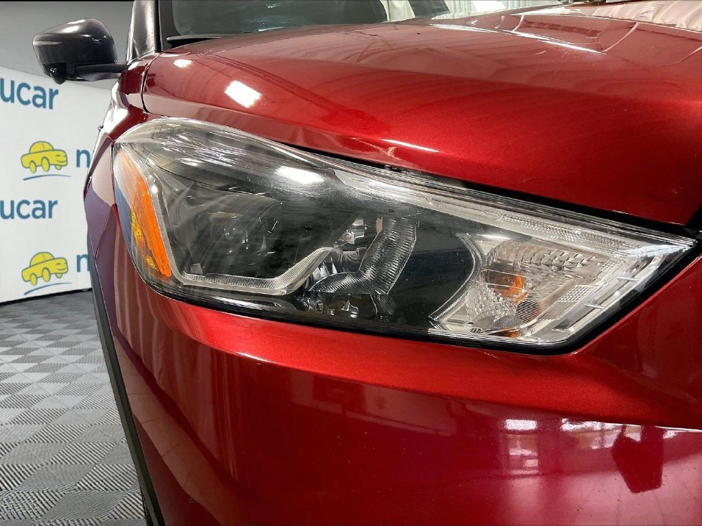 Used 2019 Nissan Kicks SR FWD image 33