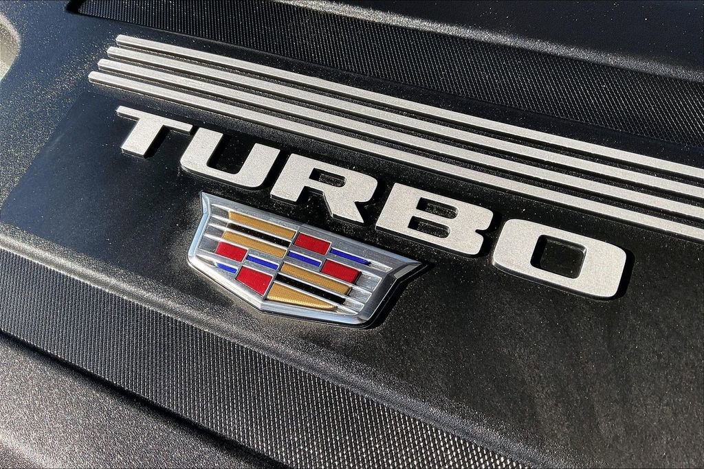 Used 2025 Cadillac XT4 Premium Luxury image 42