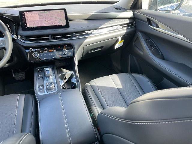 Certified 2026 INFINITI QX60 Pure w/ Cargo Package AWD/4WD image 9