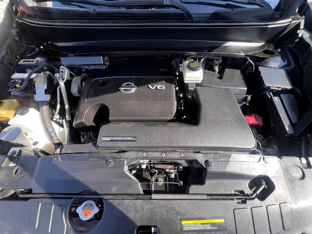 Used 2014 Nissan Pathfinder SL w/ SL Premium Package FWD image 19