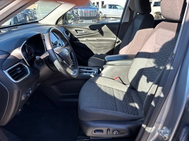 Used 2024 Chevrolet Equinox LT AWD/4WD image 12
