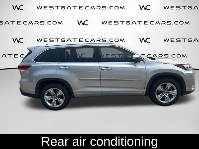 Used 2017 Toyota Highlander Limited FWD image 7