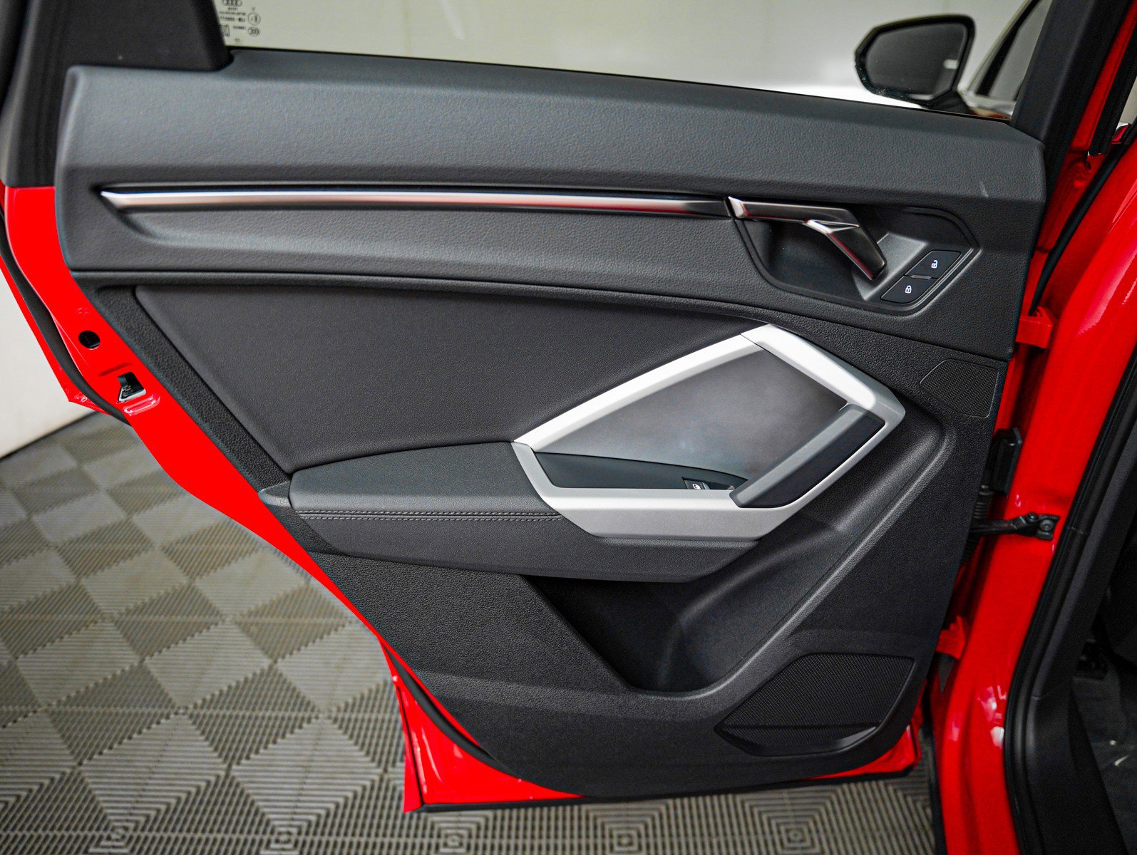 Used 2023 Audi Q3 2.0T Premium image 24