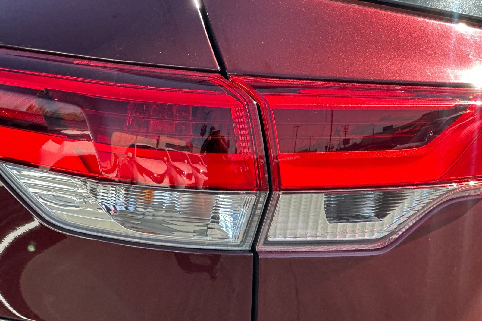 Certified 2019 Toyota Highlander Limited AWD/4WD image 28