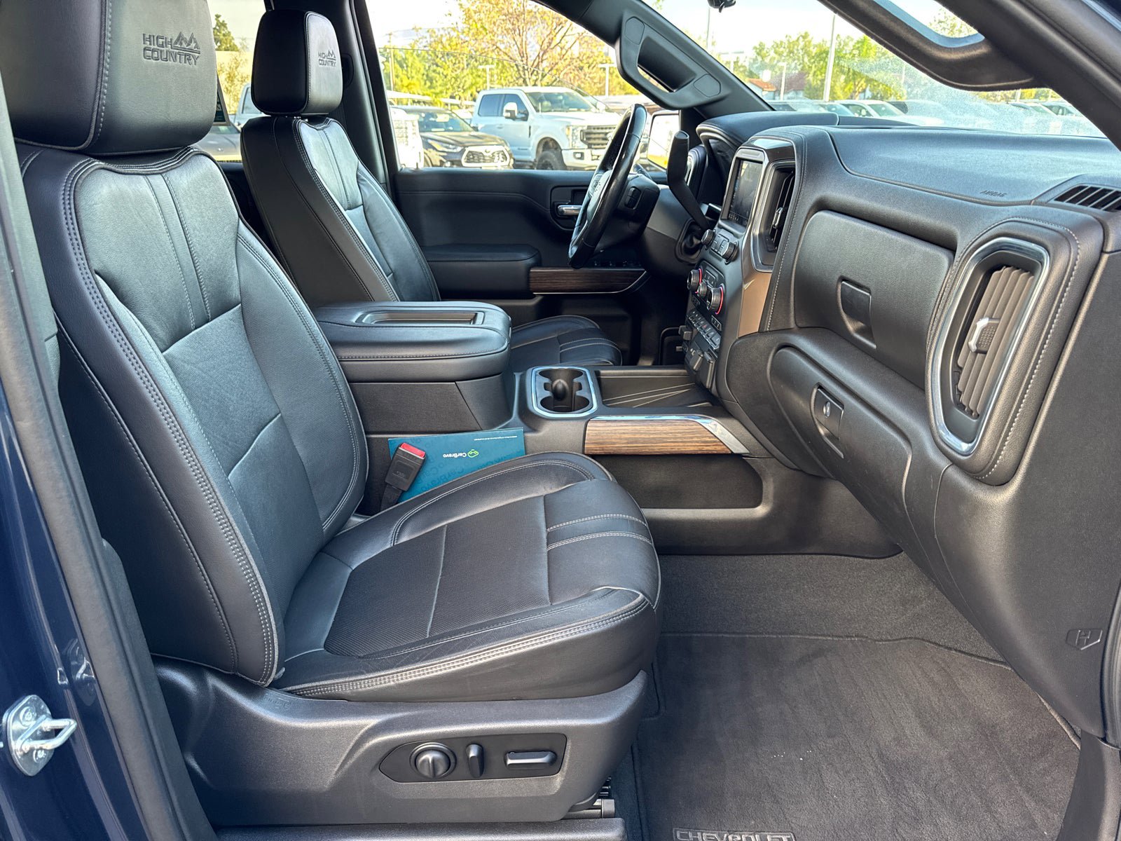 Certified 2021 Chevrolet Silverado 1500 High Country w/ Technology Package image 15
