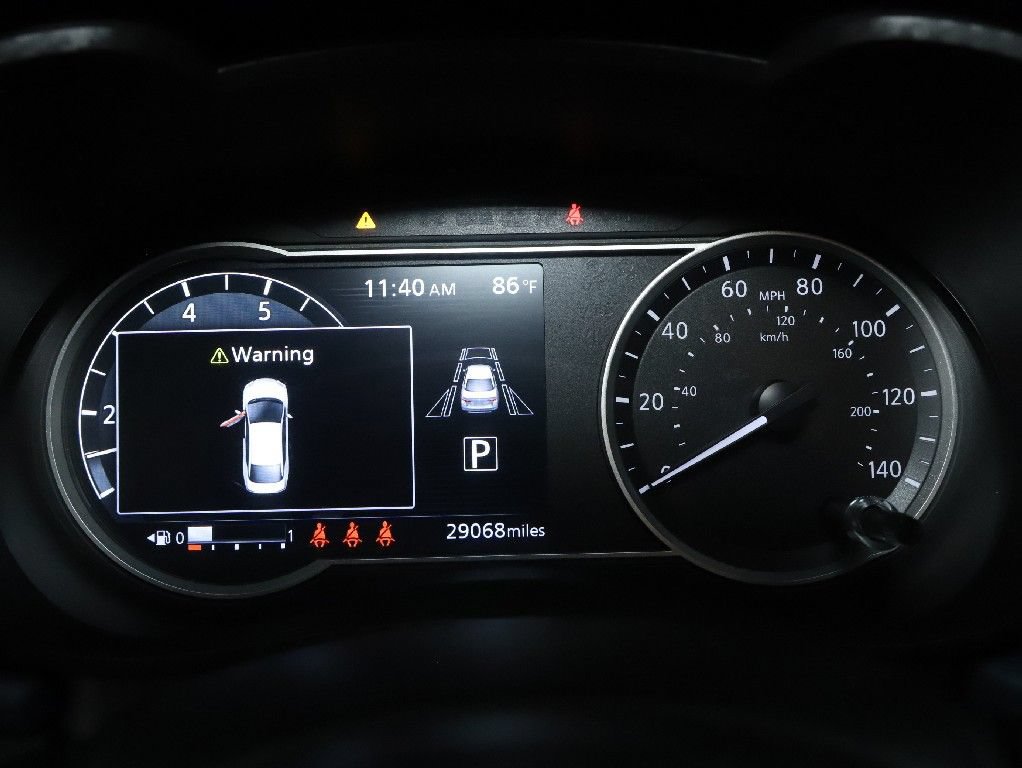 Used 2025 Nissan Versa SV FWD image 23