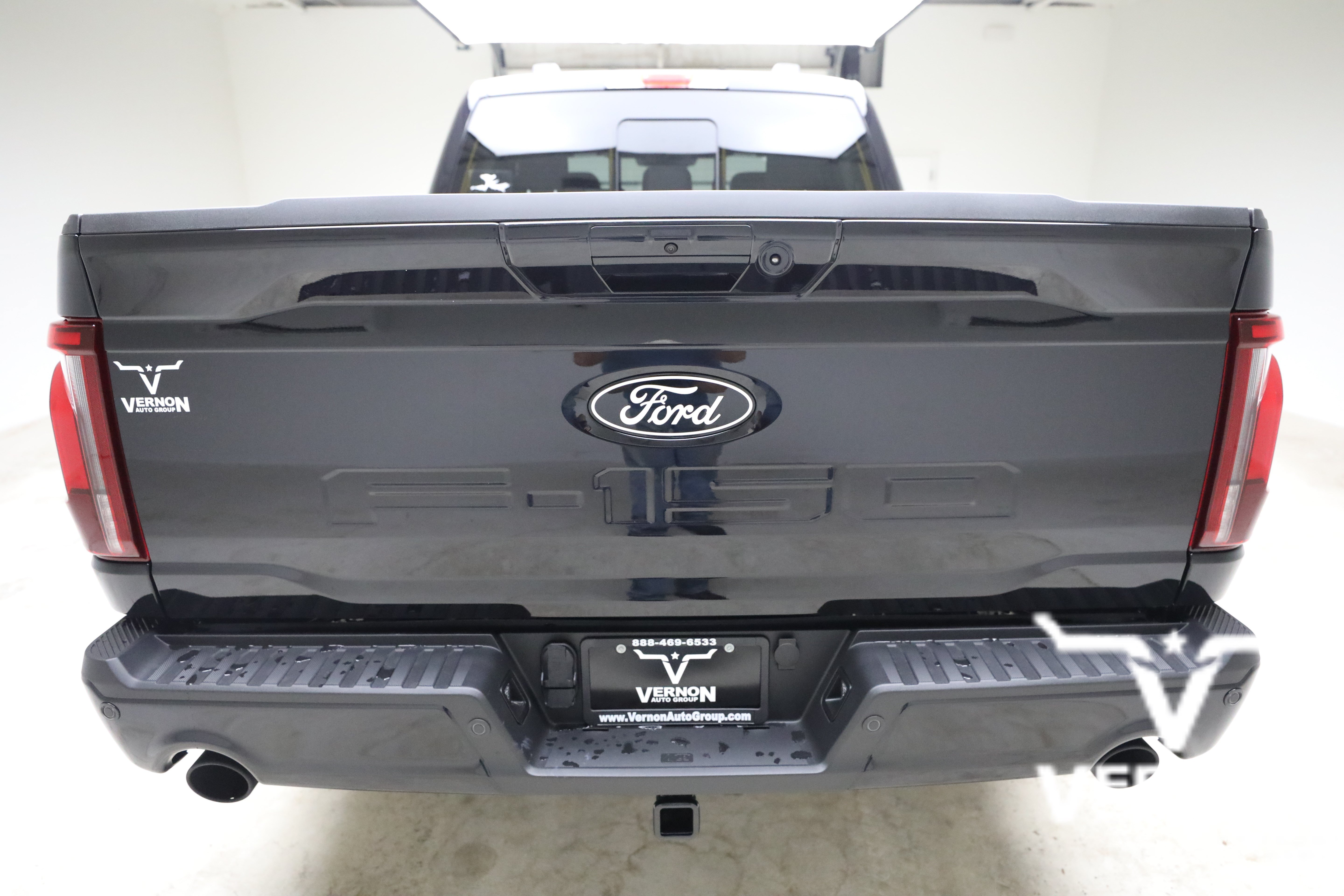 New 2026 Ford F150 Lariat w/ Equipment Group 501A Mid AWD/4WD image 4