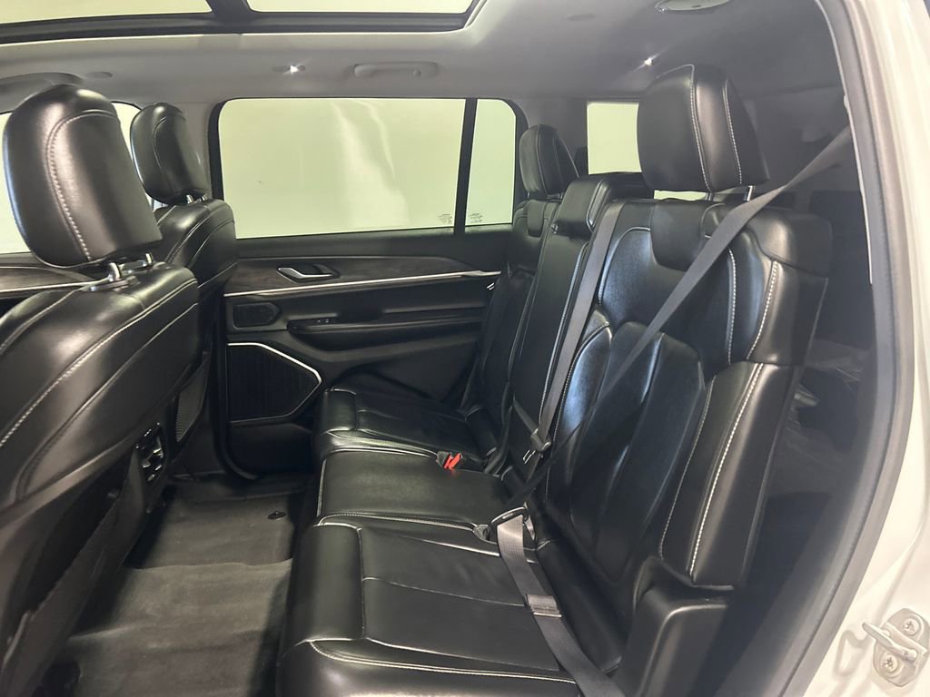 Used 2021 Jeep Grand Cherokee L Limited image 32