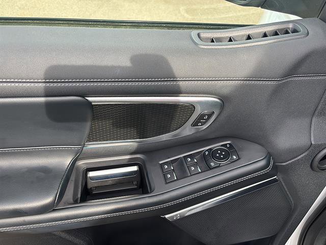 Certified 2025 Ford Expedition Platinum w/ Stealth Appearance Package AWD/4WD image 14