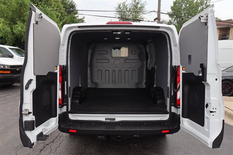 Used 2025 Ford Transit 150 Low Roof RWD image 23