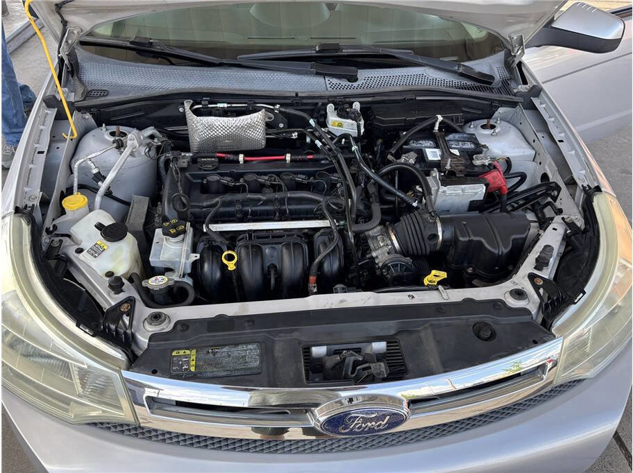 Used 2008 Ford Focus SES FWD image 18