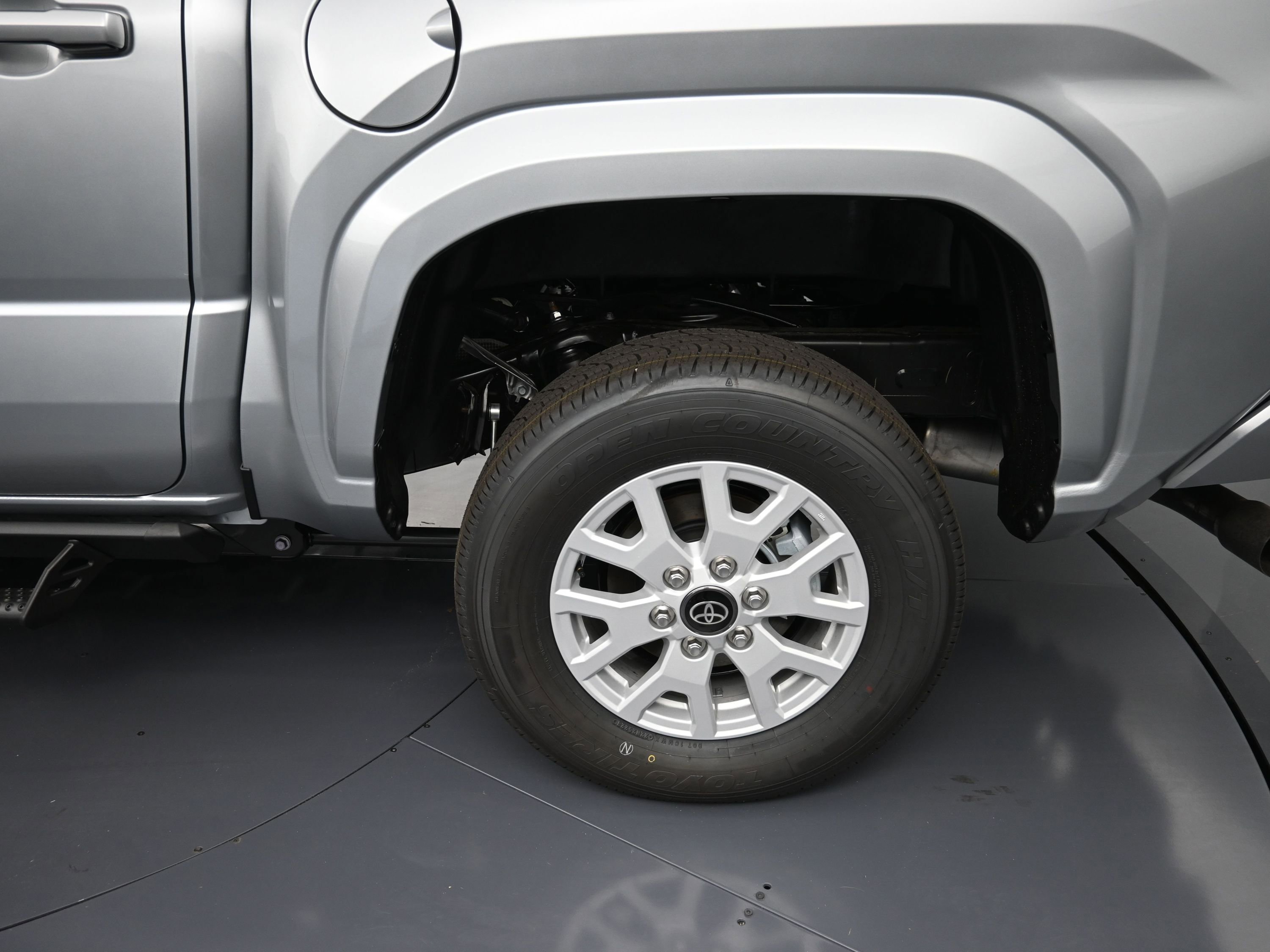 Used 2024 Toyota Tacoma SR5 w/ SR5 Upgrade Package image 13