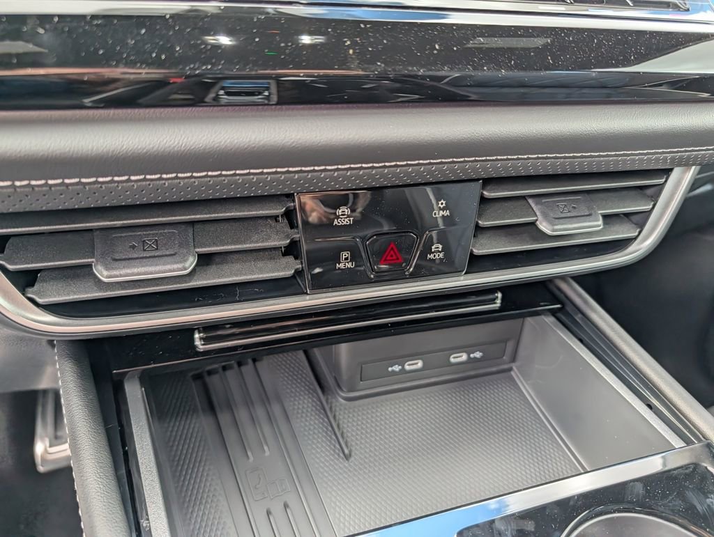 New 2026 Volkswagen Atlas Cross Sport SEL Premium R-Line image 13