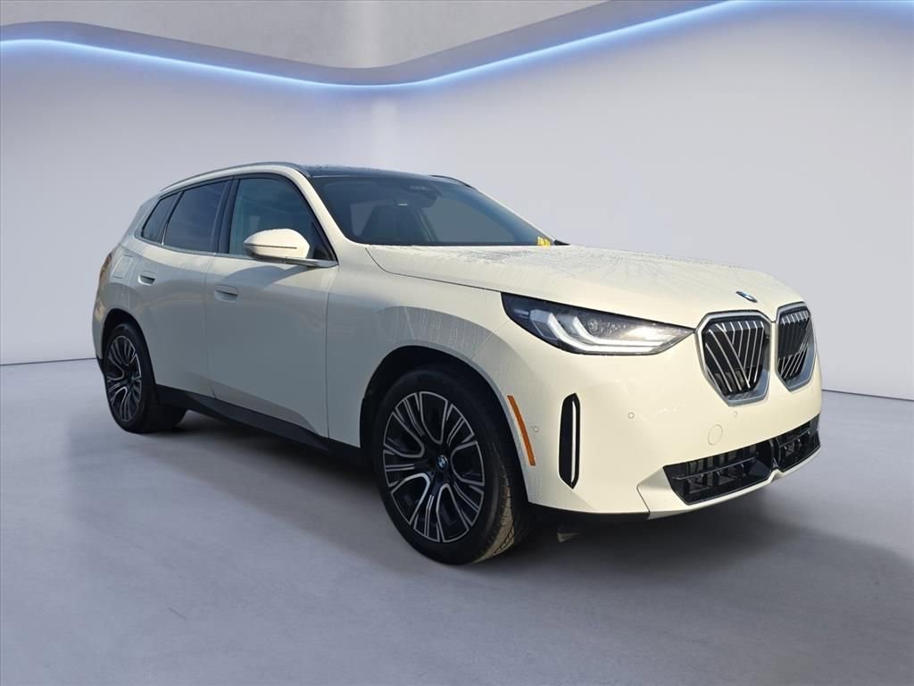 Used 2025 BMW X3 xDrive30i w/ Premium Package image 7