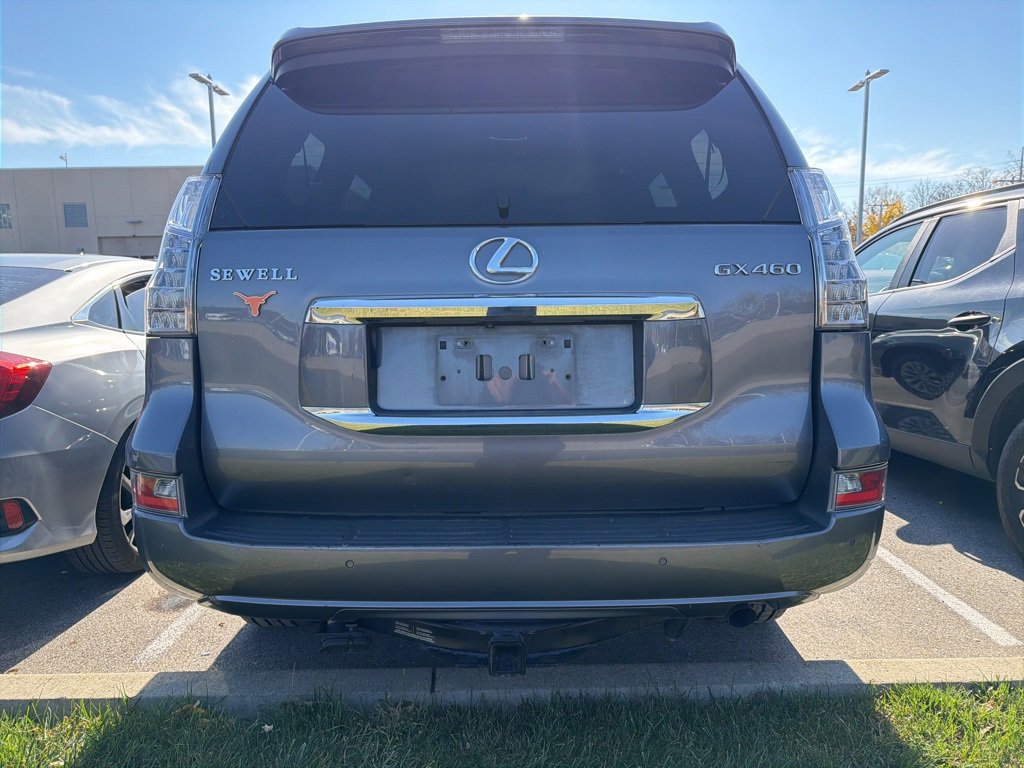 Used 2018 Lexus GX 460 image 6