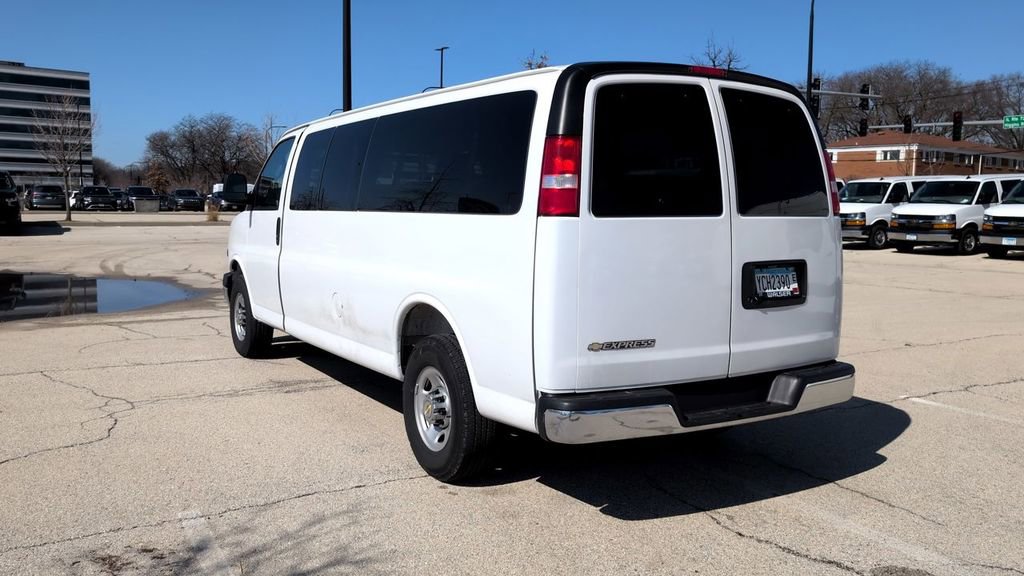 Used 2025 Chevrolet Express 3500 LT w/ LT Preferred Equipment Group image 5