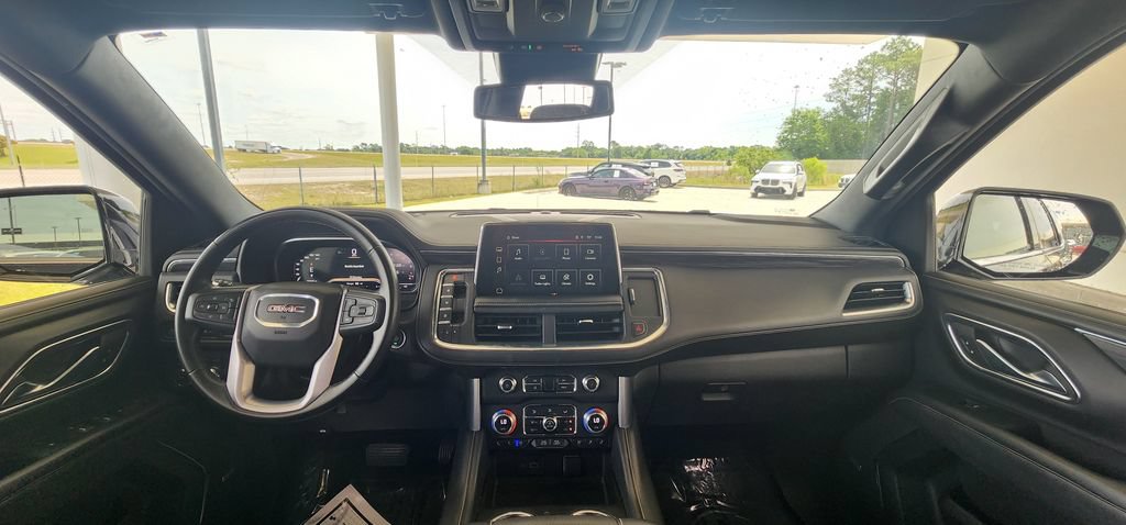 Used 2023 GMC Yukon SLT AWD/4WD image 20