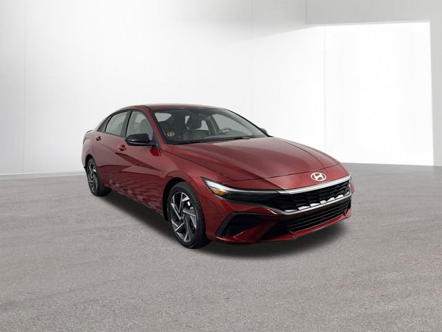 Used 2025 Hyundai Elantra Sport FWD image 12