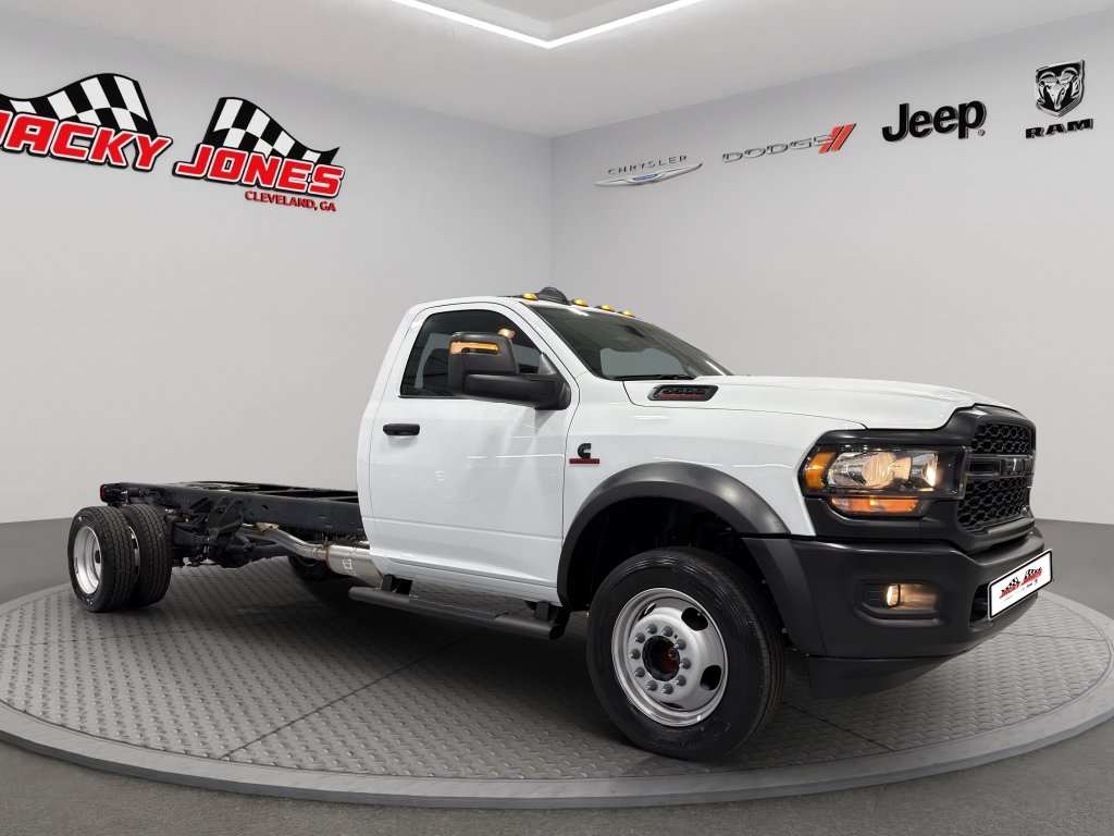 Used 2024 RAM 5500 Tradesman w/ Safety Group image 12