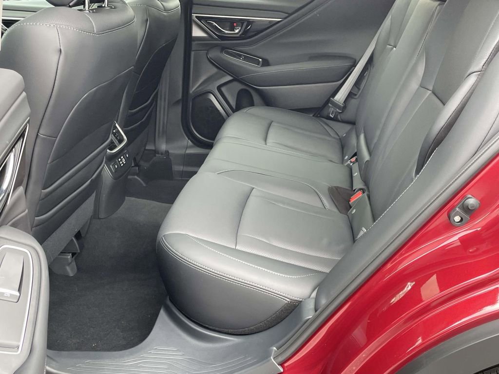 Certified 2025 Subaru Outback Limited AWD/4WD image 12