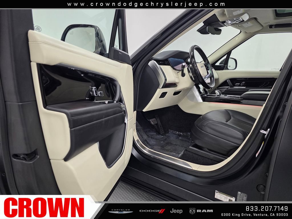 Used 2023 Land Rover Range Rover Long Wheelbase SE AWD/4WD image 35