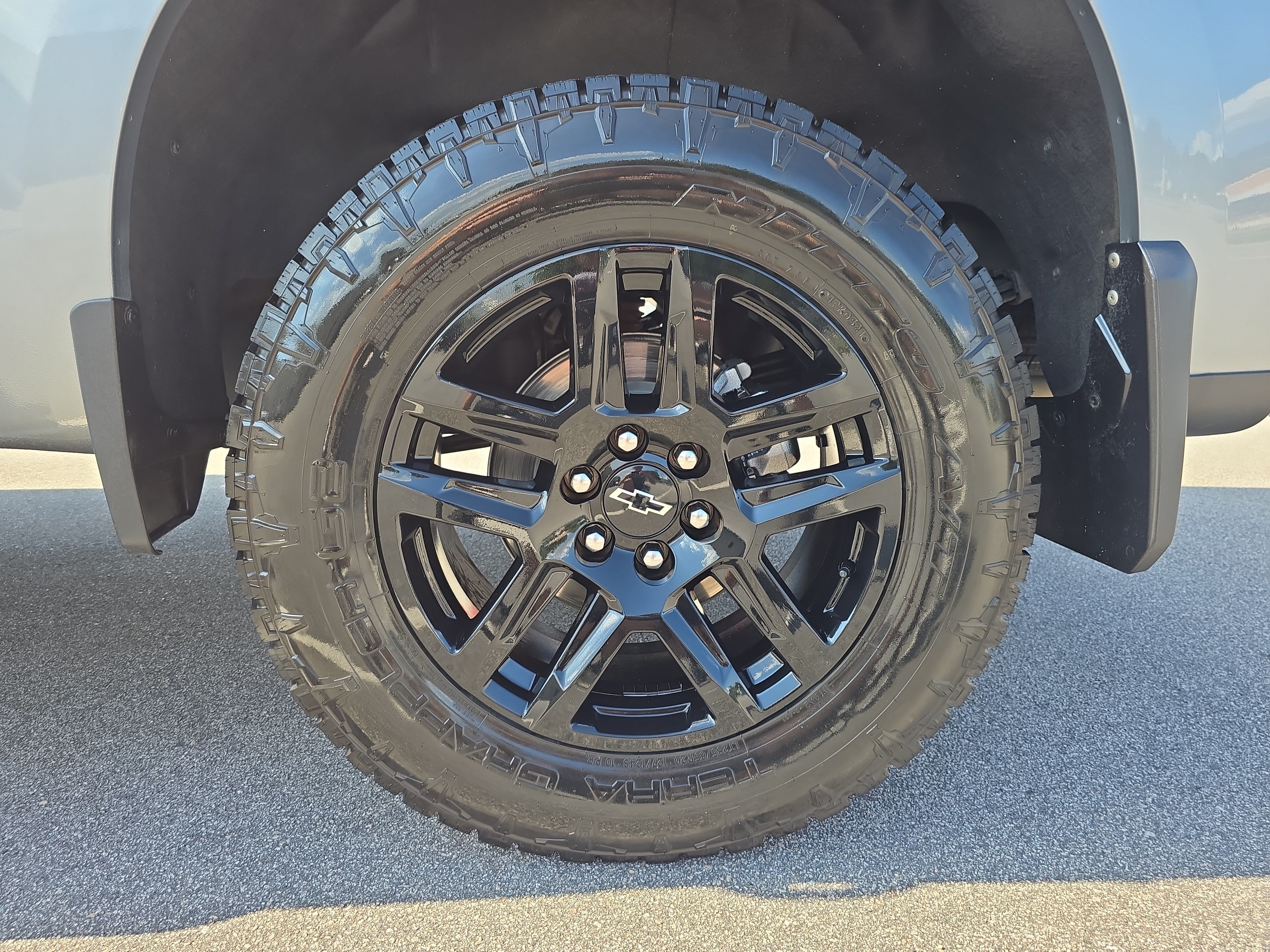 Used 2025 Chevrolet Silverado 1500 RST w/ Rally Edition AWD/4WD image 33